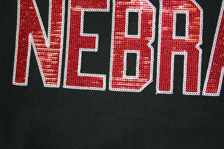 Ladies Black Capris With Sequins