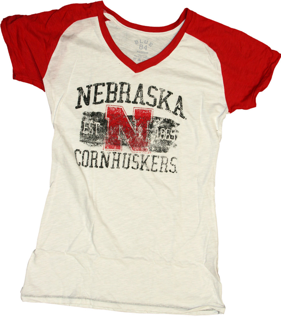 JUNIORS WHITE V-NECK RAGLAN TEE