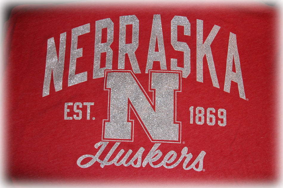 Faded Red L/S Glitter Vneck
