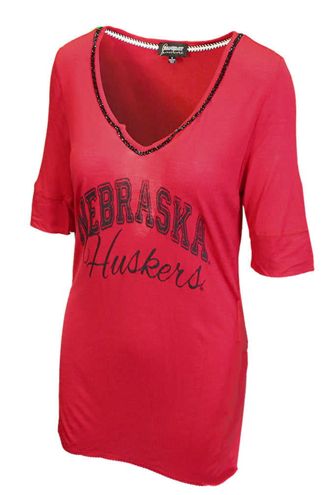 Red W Beaded Vneck Half Sleeve GDC