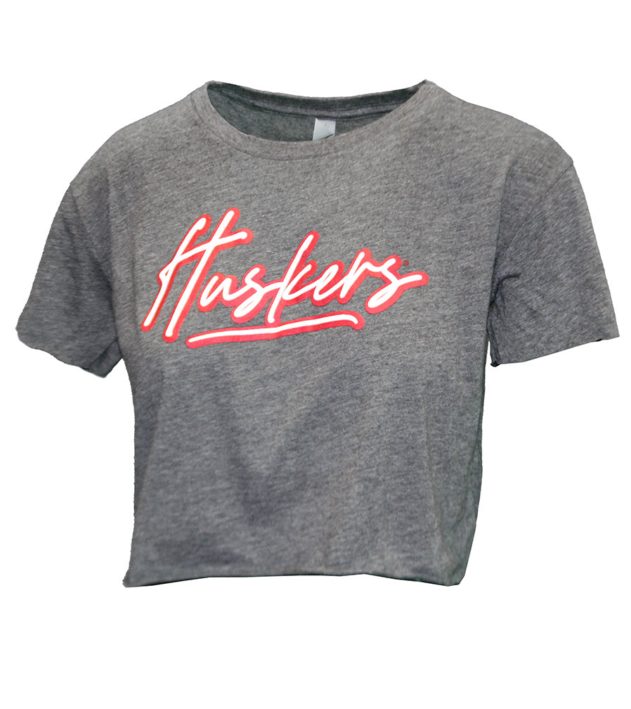 Womens Charcoal Huskers Script Crop