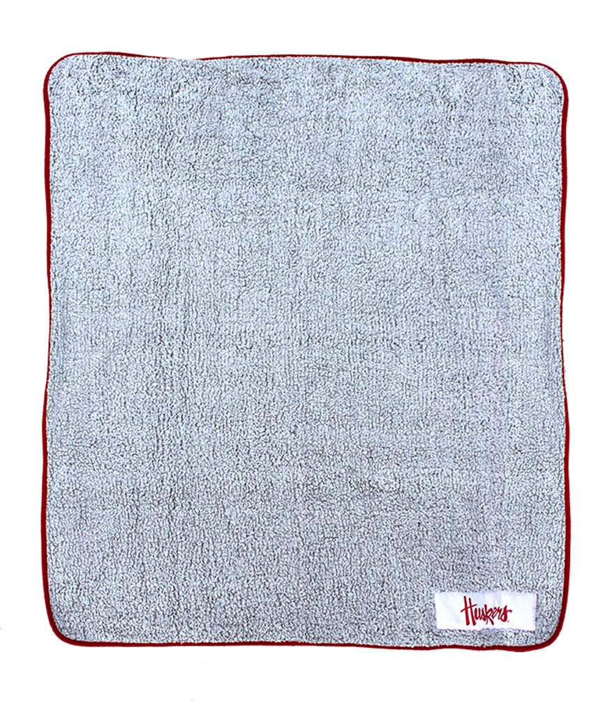 Huskers Frosty Fleece Blanket