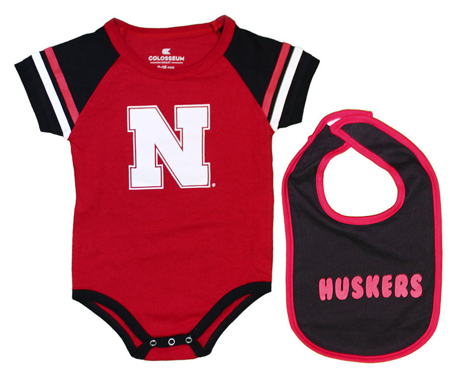 Huskers Infant Warner Onesie Bib Set