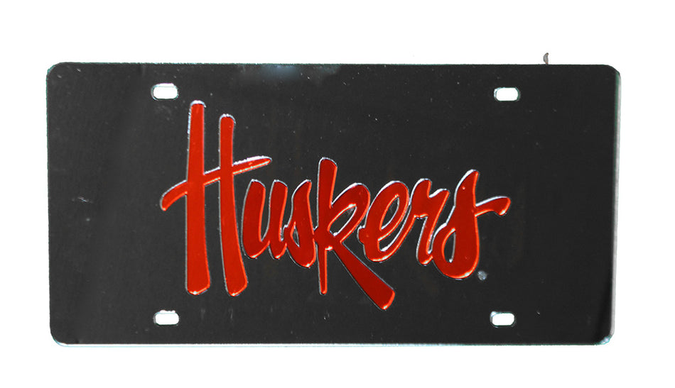 Reflective Black Huskers Script Laser Plate
