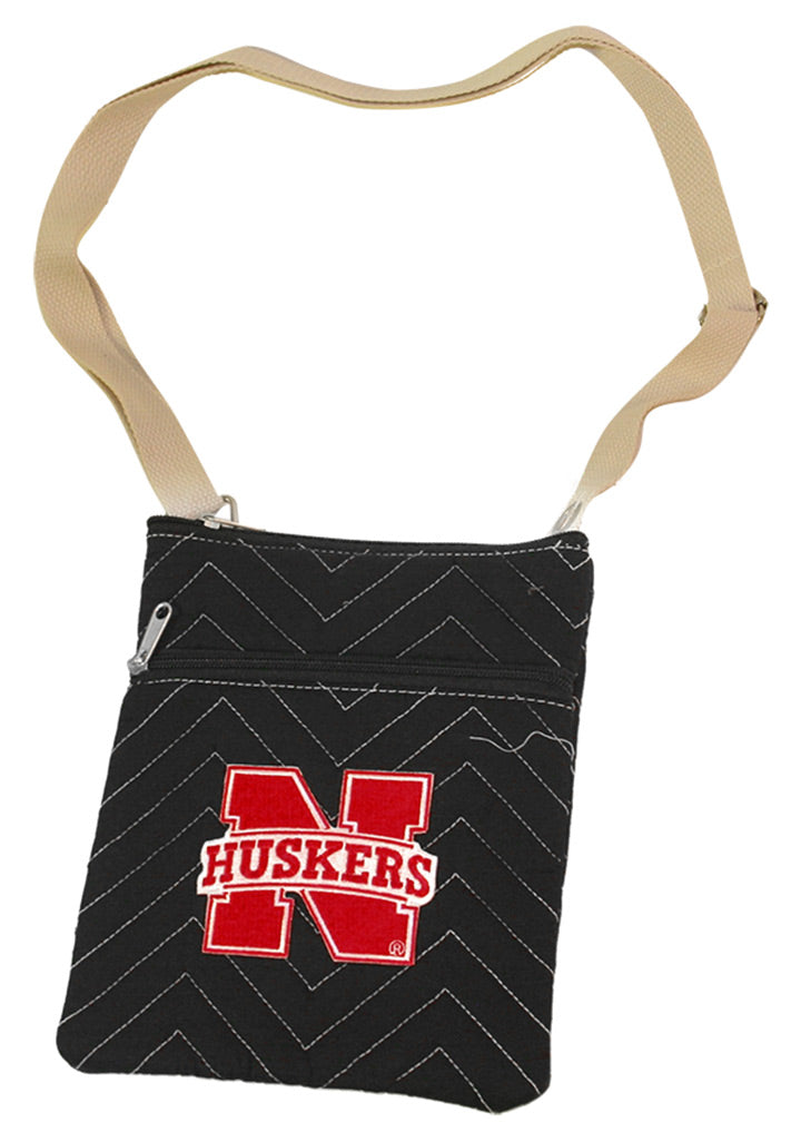 Husker Crossbody Quilt Zip