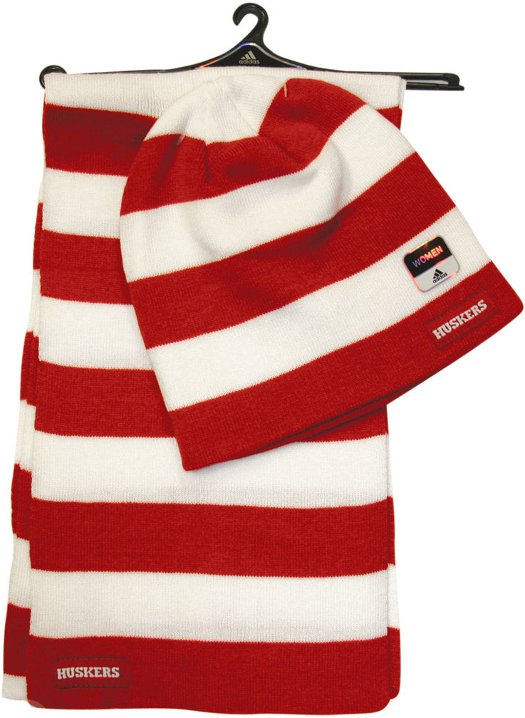 Ladies Knit Set