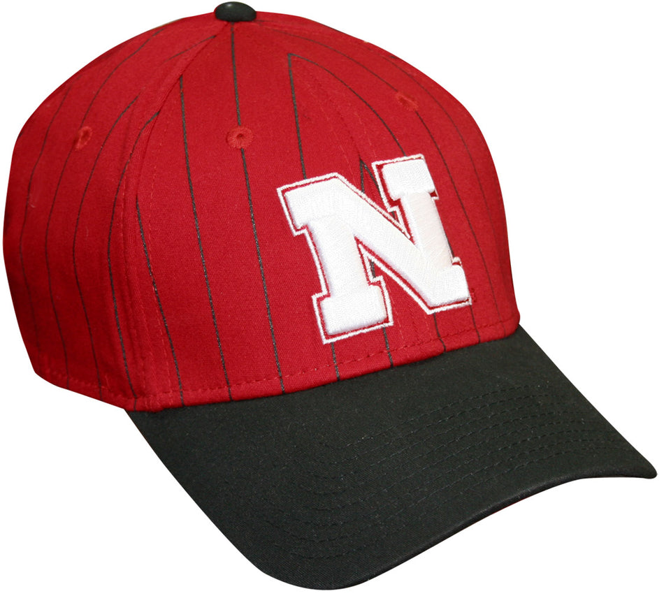 N ERA RED HAT BLK PINSTRIPE WHITE N