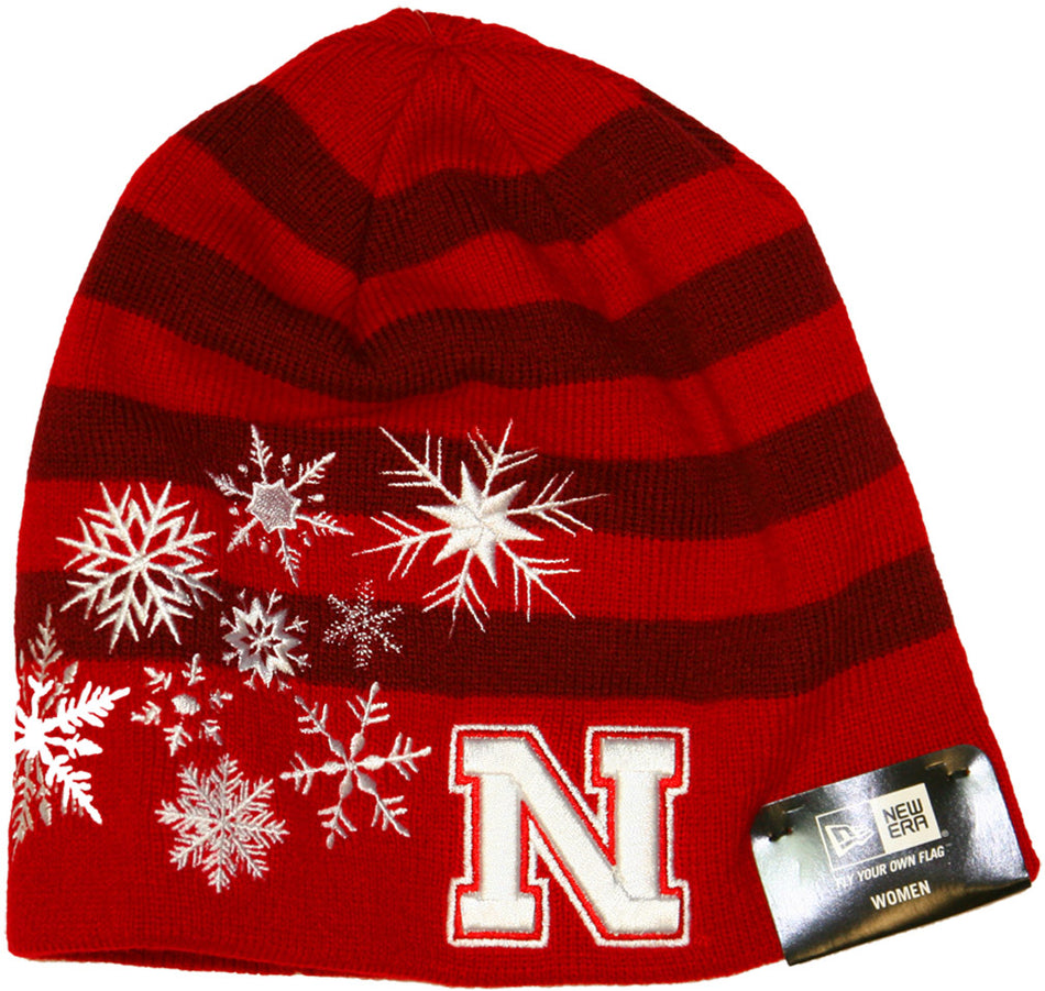 N ERA W. RED KNIT WHITE SNWFLAKE HAT