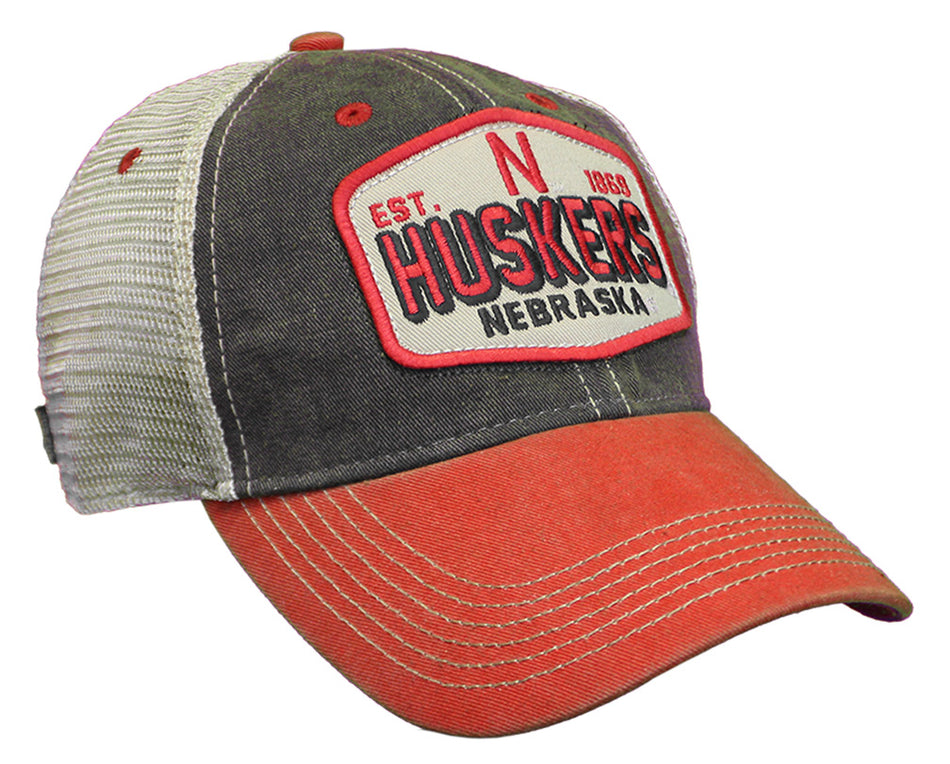N Huskers 1869 Trucker
