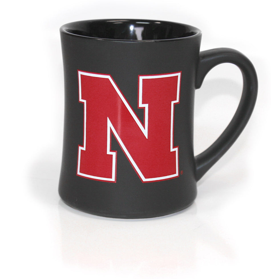 N Arch Huskers Black Matte Mug