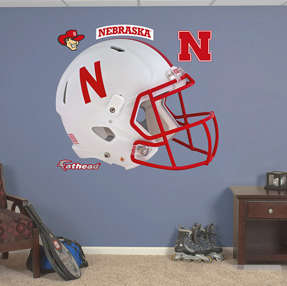 Giant Husker Speed Helmet Cling