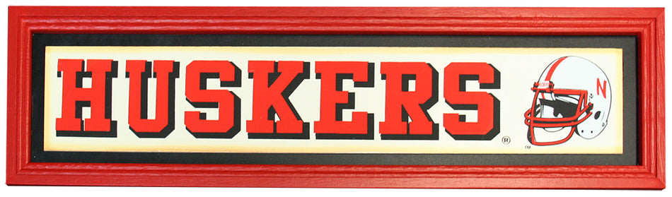 Huskers Helmet Sign