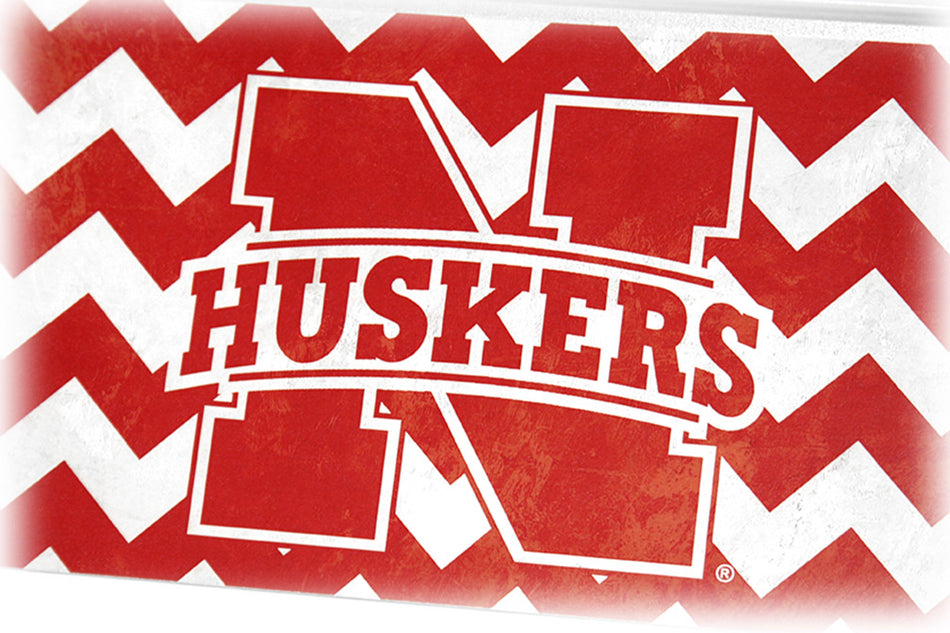 N Huskers Chevron Bow Tin Sign