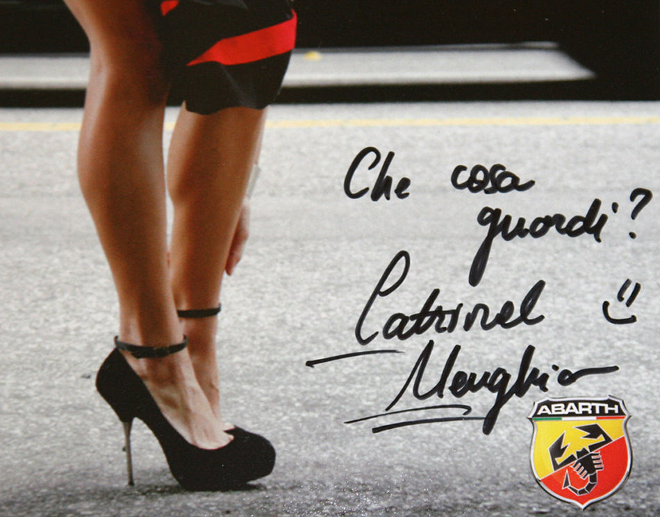 Catrinel Menghia Photo