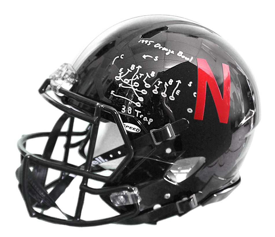 Osborne Autographed Alternate Speed Helmet - 38 Trap Play