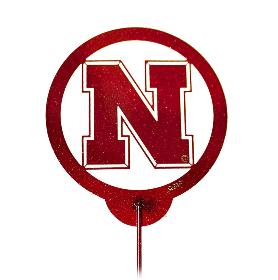 Metal Huskers Yard Art
